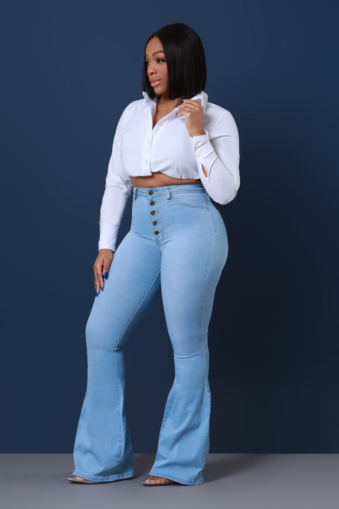 Dina High Waist Stretchy Hourglass Bell Bottom Jeans - Light Wash