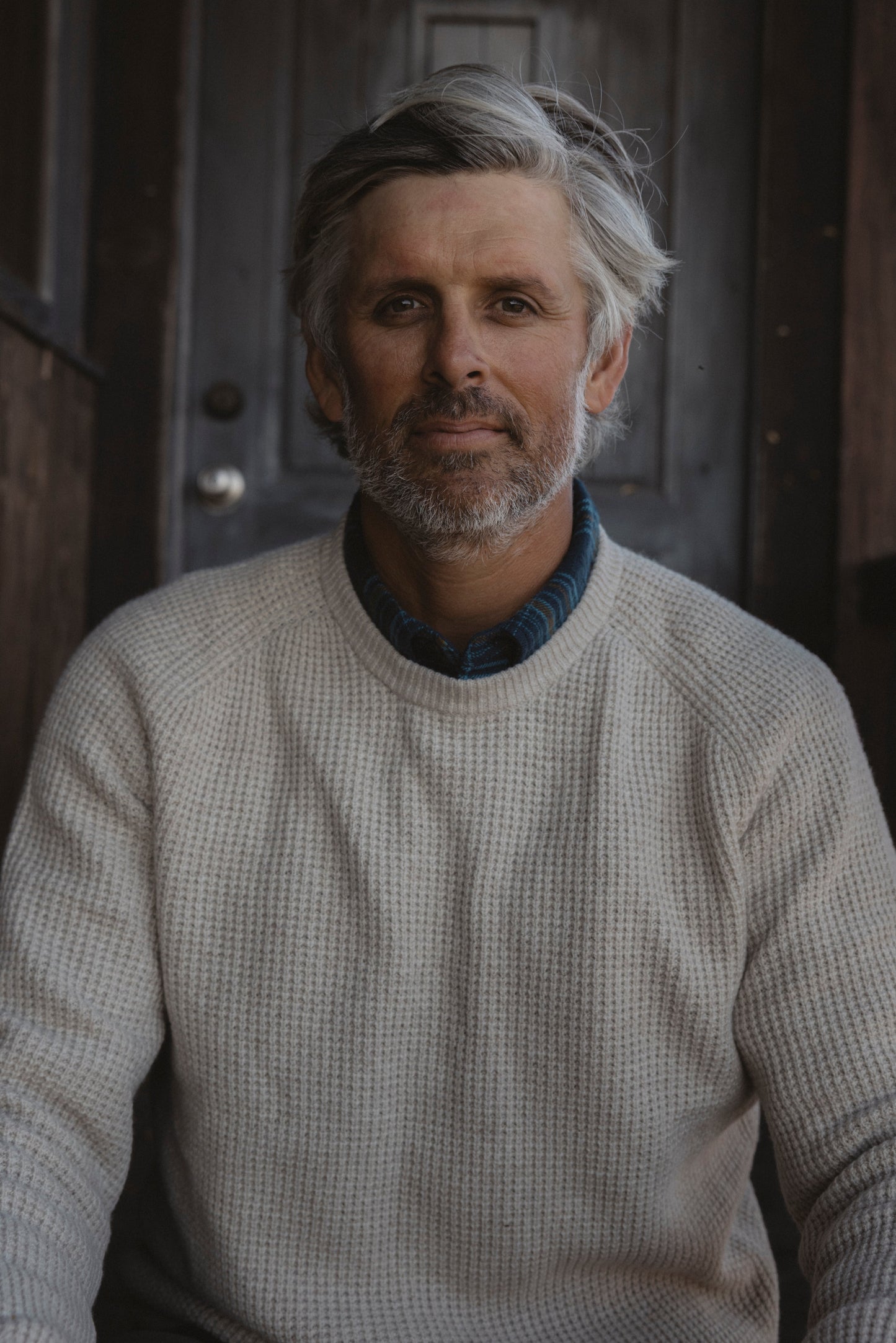 Marlow Raglan Crew - Almond