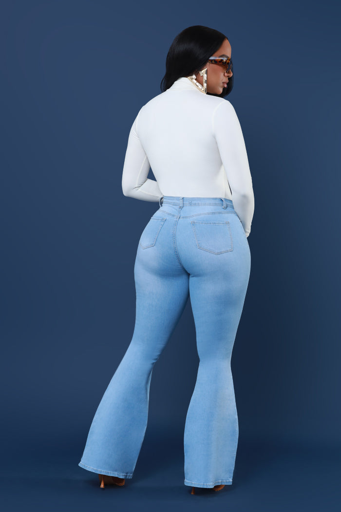 Dina High Waist Stretchy Hourglass Bell Bottom Jeans - Light Wash