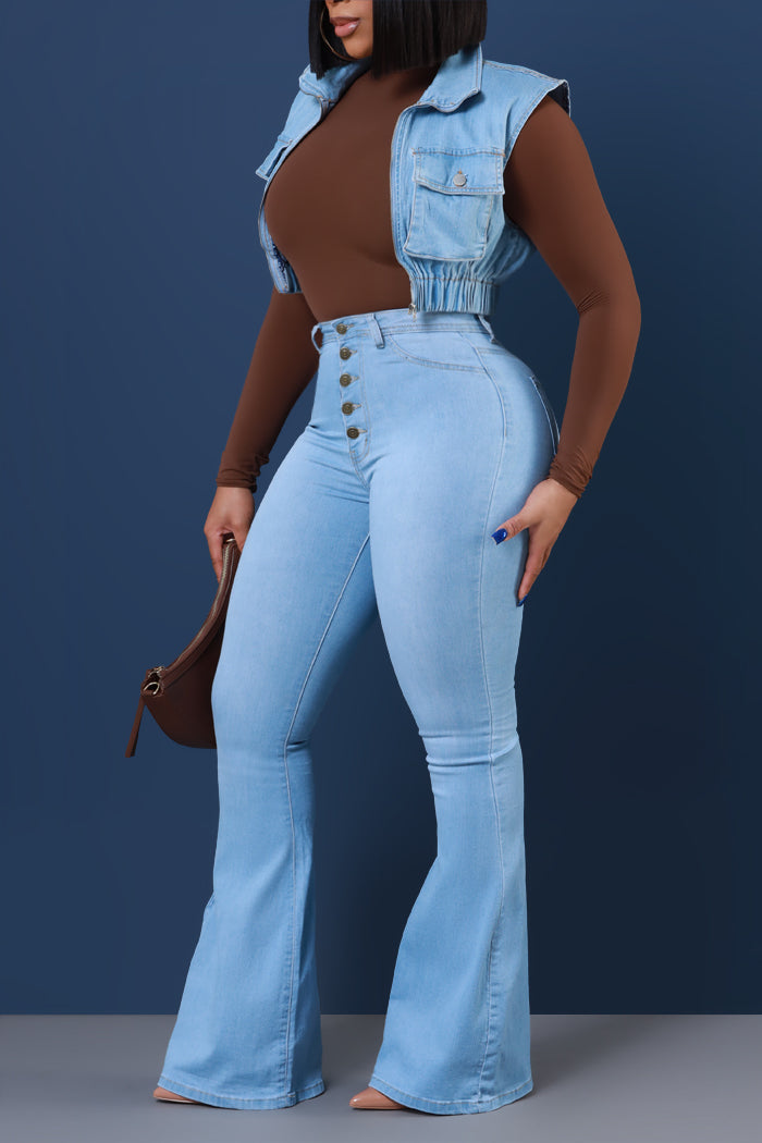 Dina High Waist Stretchy Hourglass Bell Bottom Jeans - Light Wash