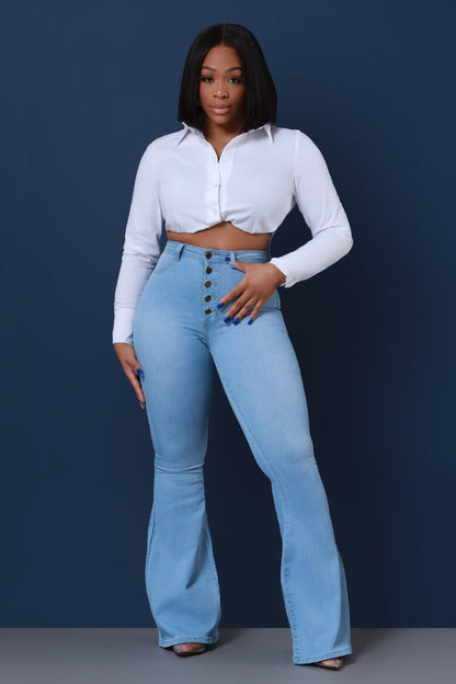 Dina High Waist Stretchy Hourglass Bell Bottom Jeans - Light Wash