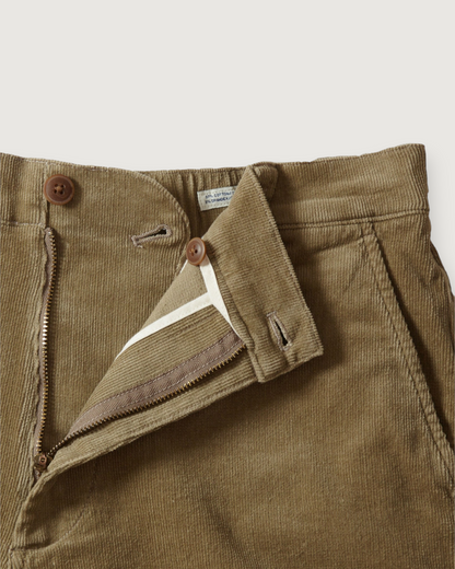 Corduroy Trail Short  8" - Dune