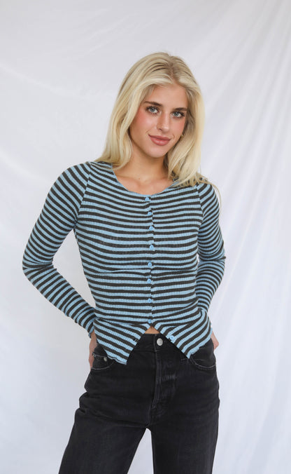 can't shake you stripe top - blue