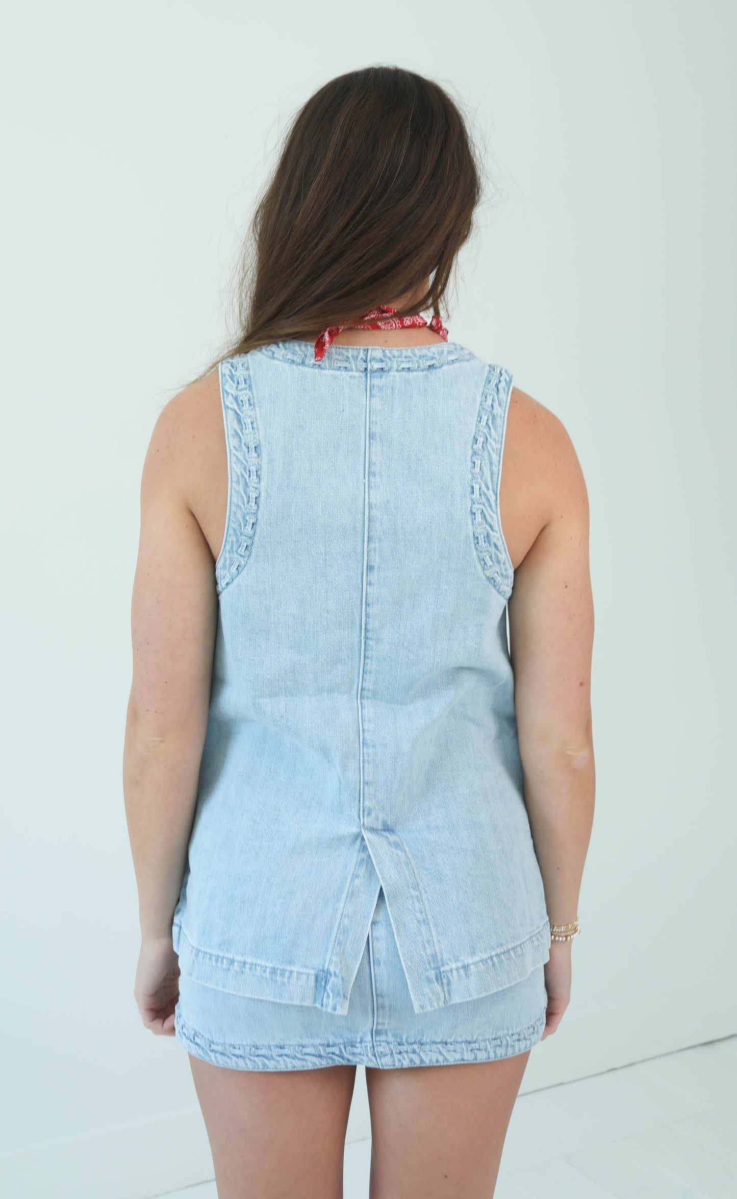 show me your mumu: wyatt vest - twister blue