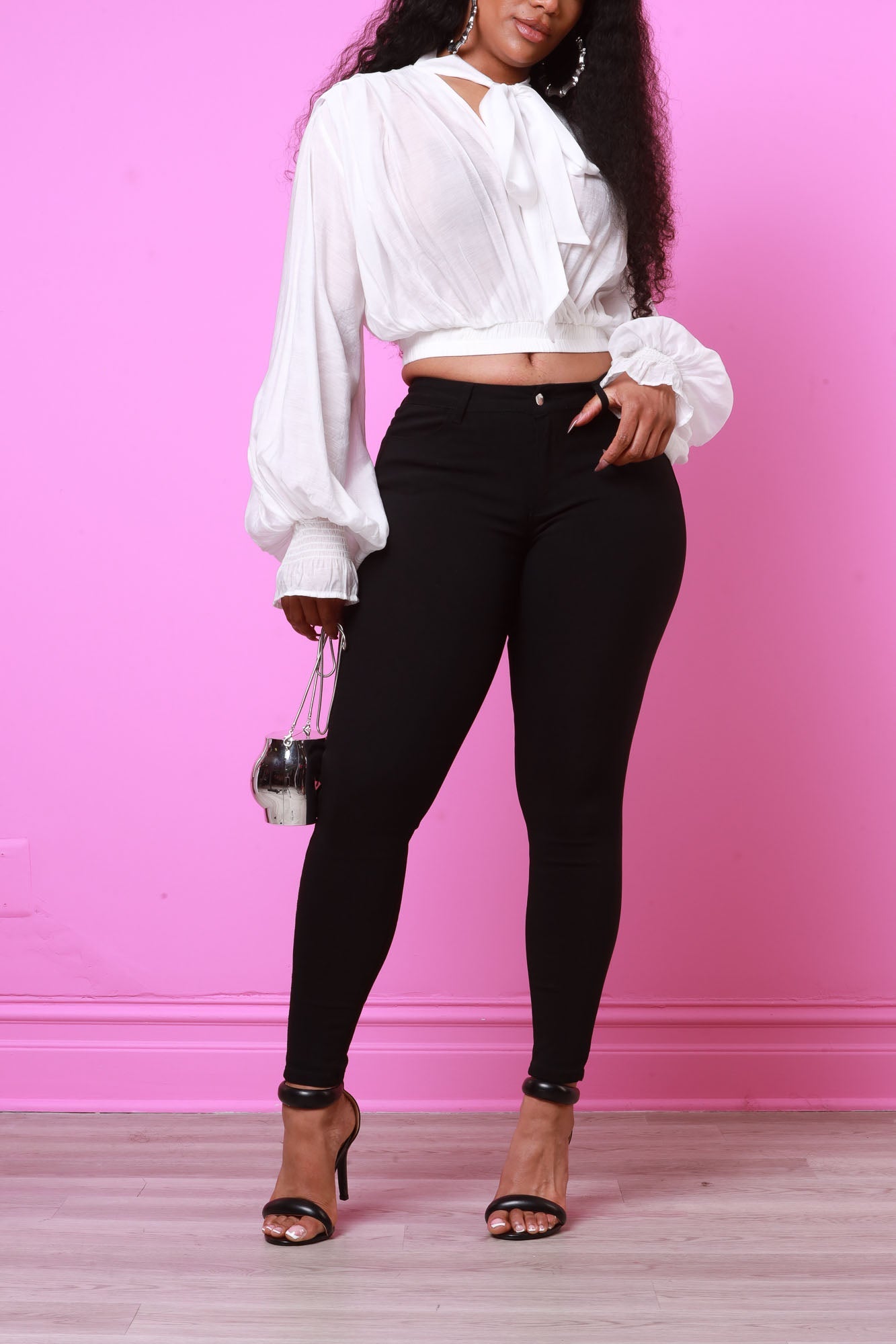 Blacklist Butt Lifting Mid Rise Stretchy Jeans - Black