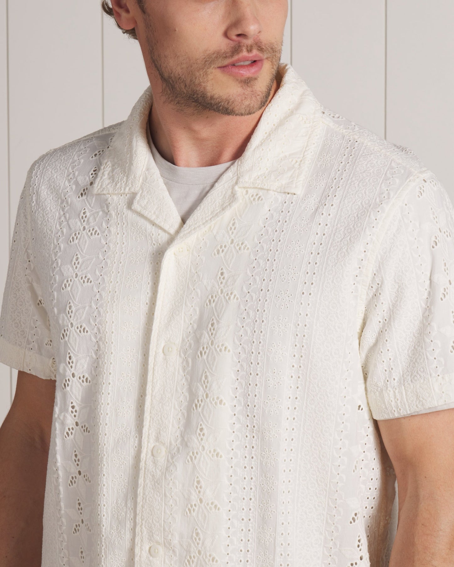 The Resort Embroidered Shirt - Ecru