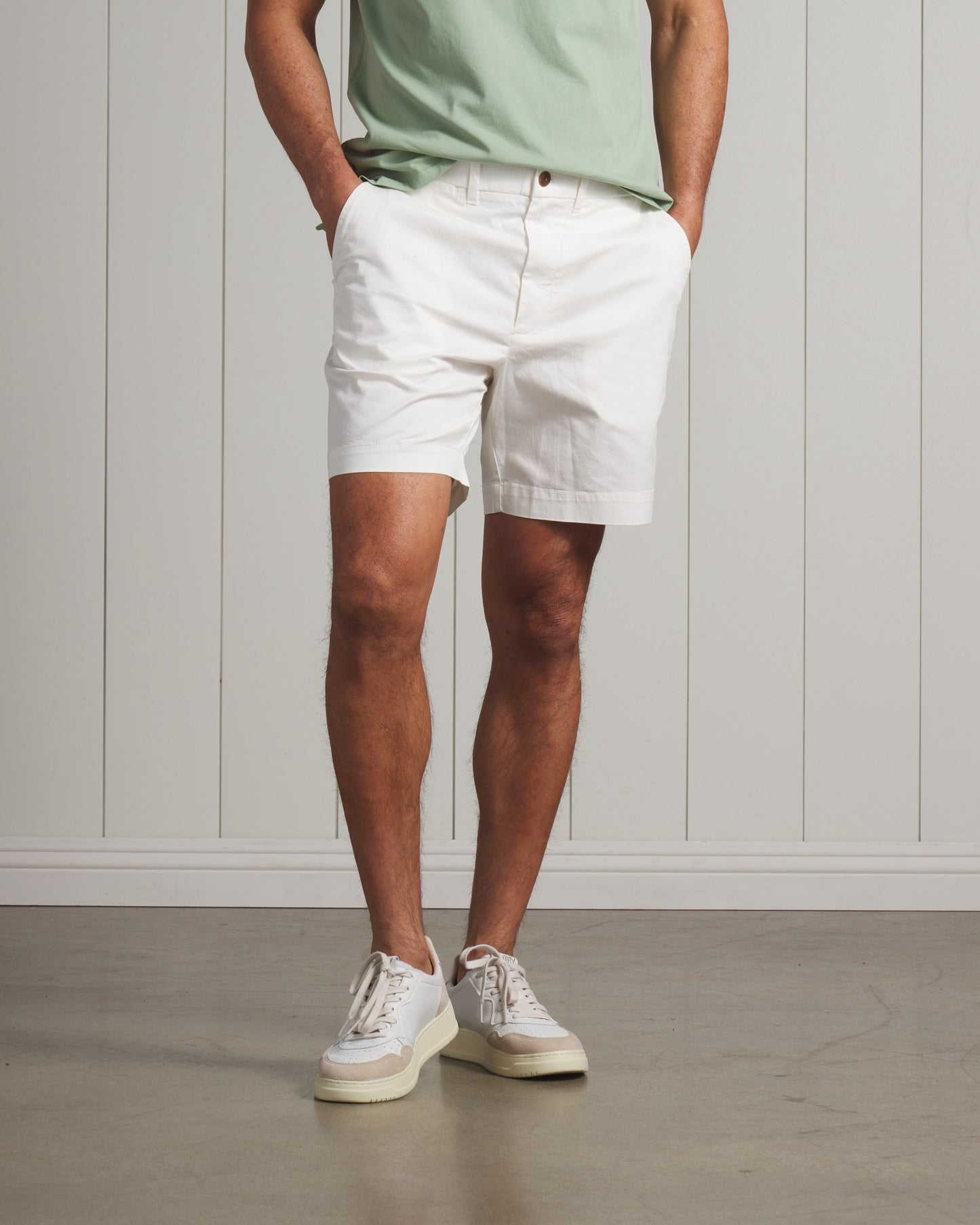 Thompson Flex Stretch Shorts 7"- White