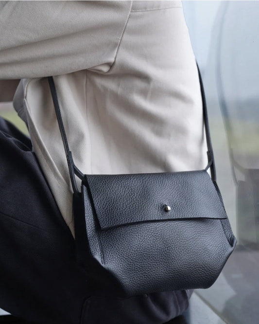 Kate Sheridan Black Pleat Bag