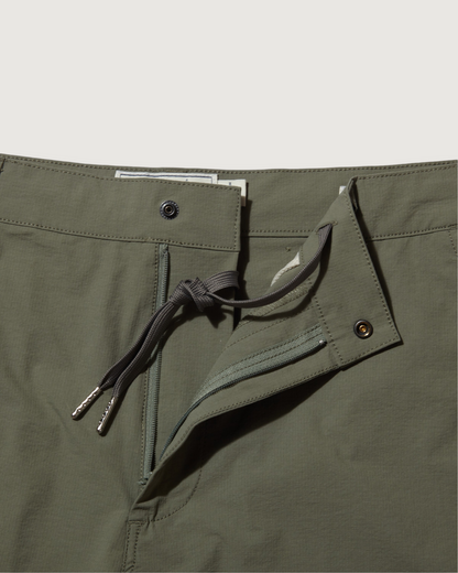 Hybrid Everyday Shorts 7" - Tea Leaf