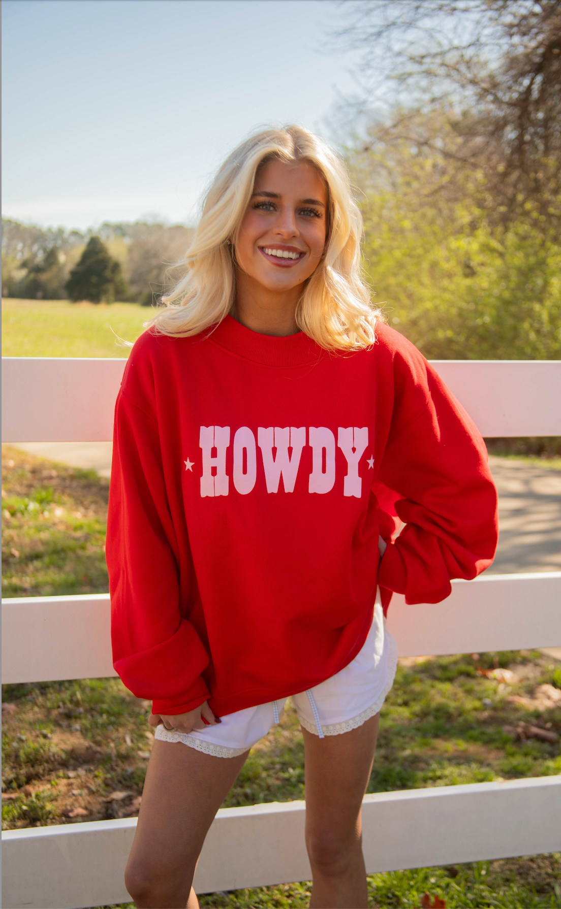 charlie southern: howdy mockneck - red