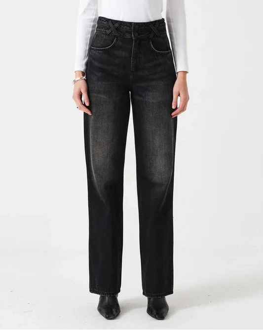 Seventy + Mochi Leo Jean Fairbanks