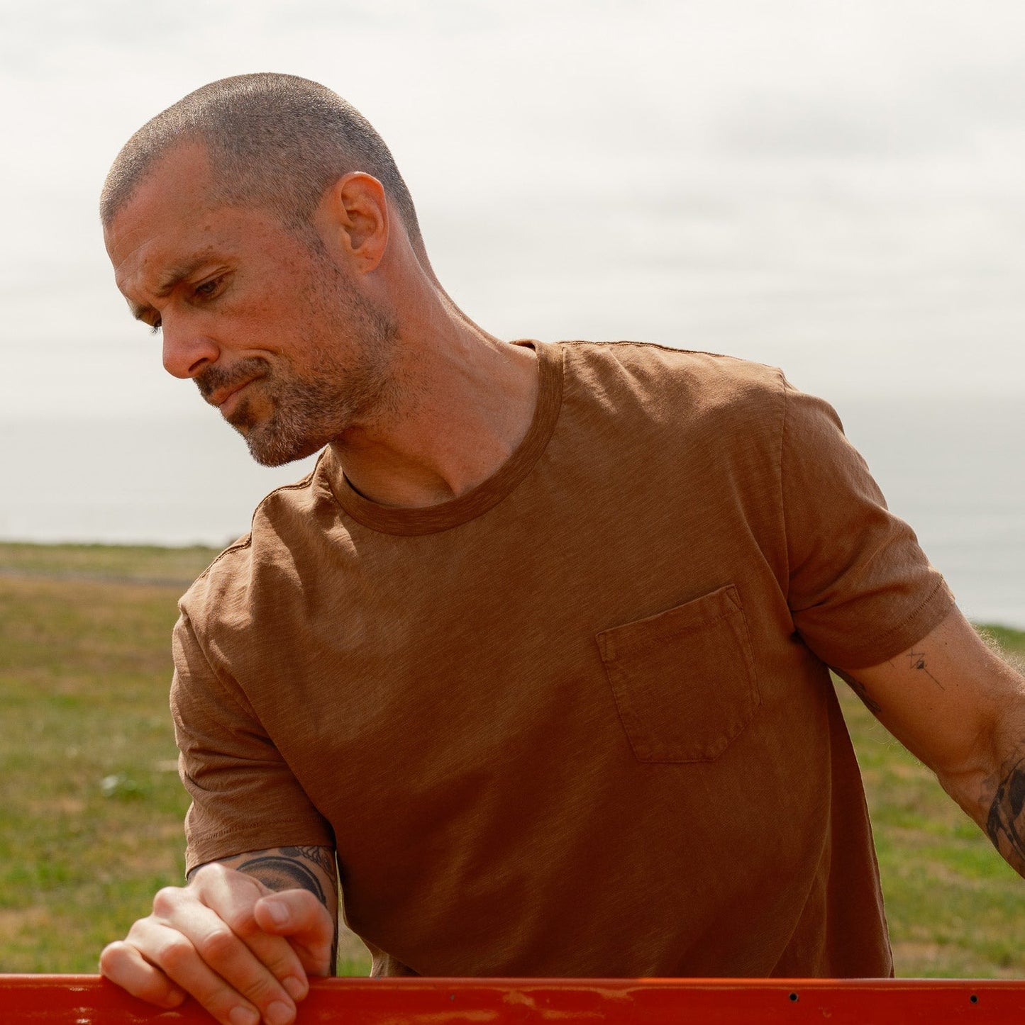 Sunwashed Pocket Tee - Rubber