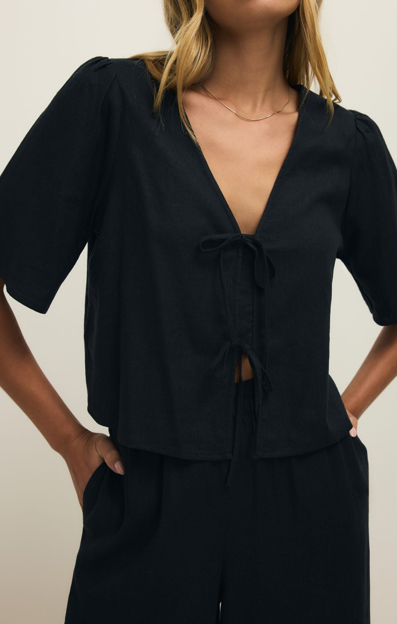 La Belle Linen Top