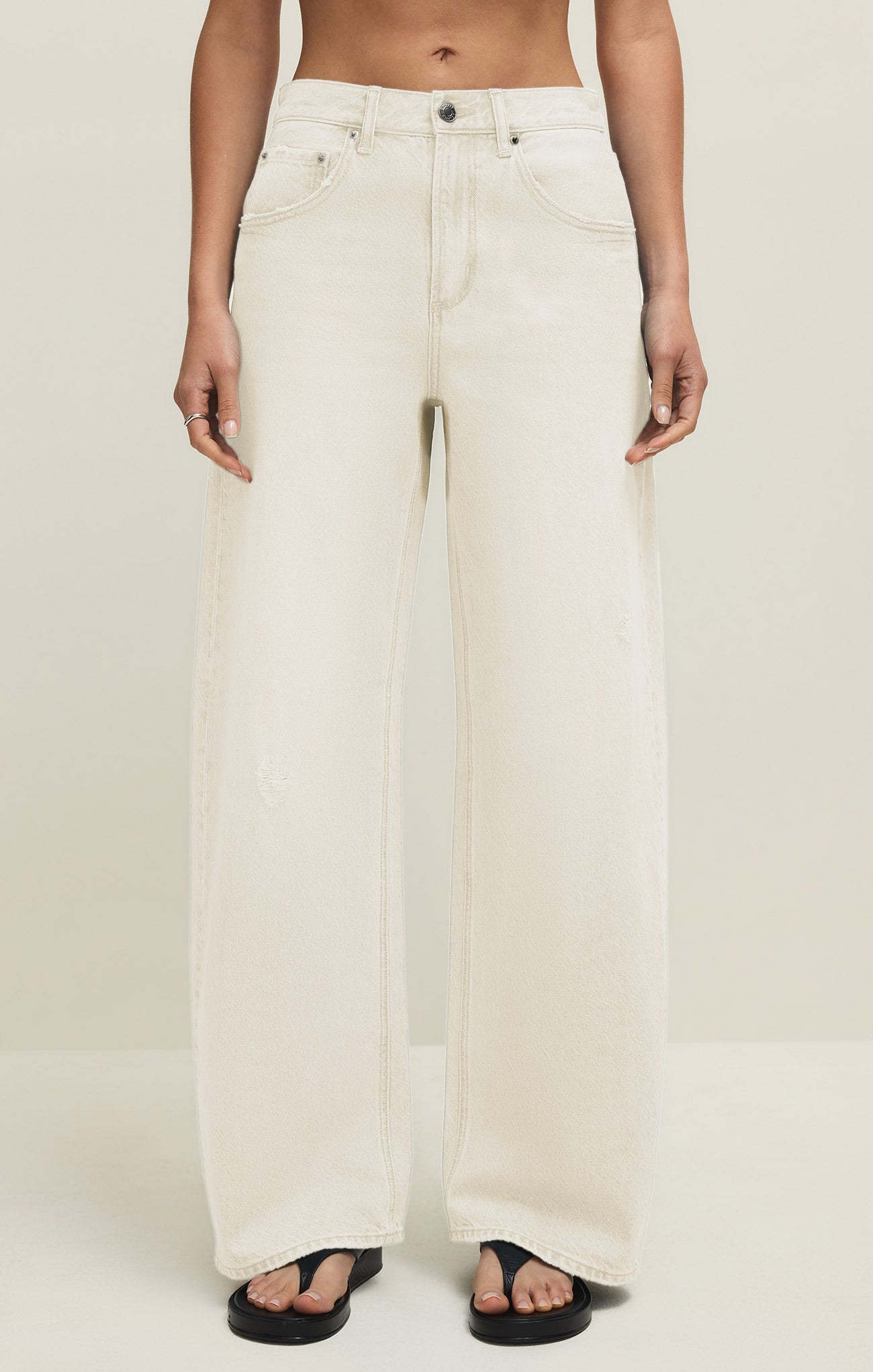 Remi High Rise Bowed Wide